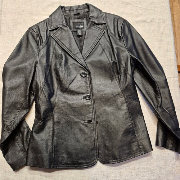 Genuine leather jacket - Picture 1 of 3
